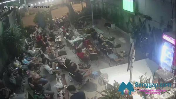 Sang quán cafe