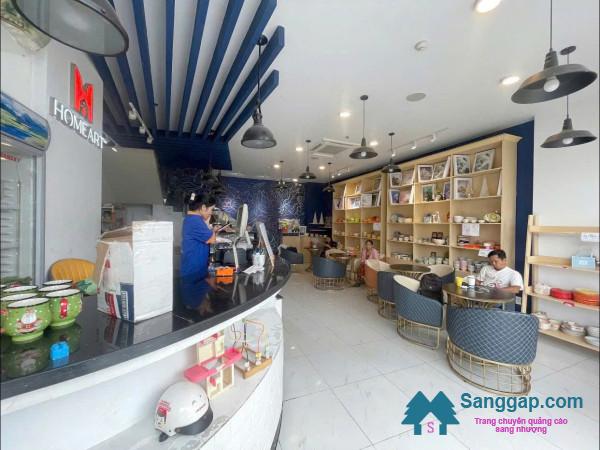Sang quán cafe