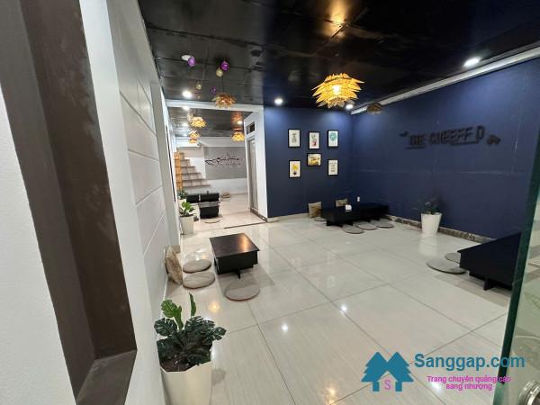 Sang quán cafe