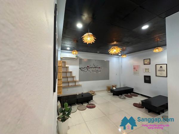 Sang quán cafe