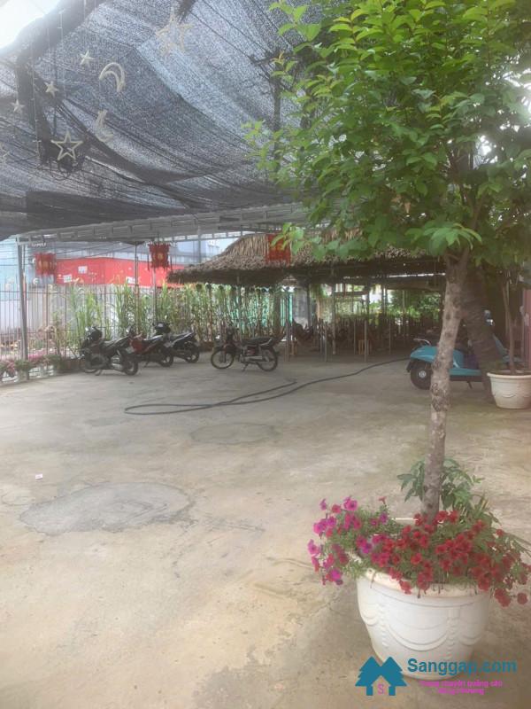 Sang quán cafe