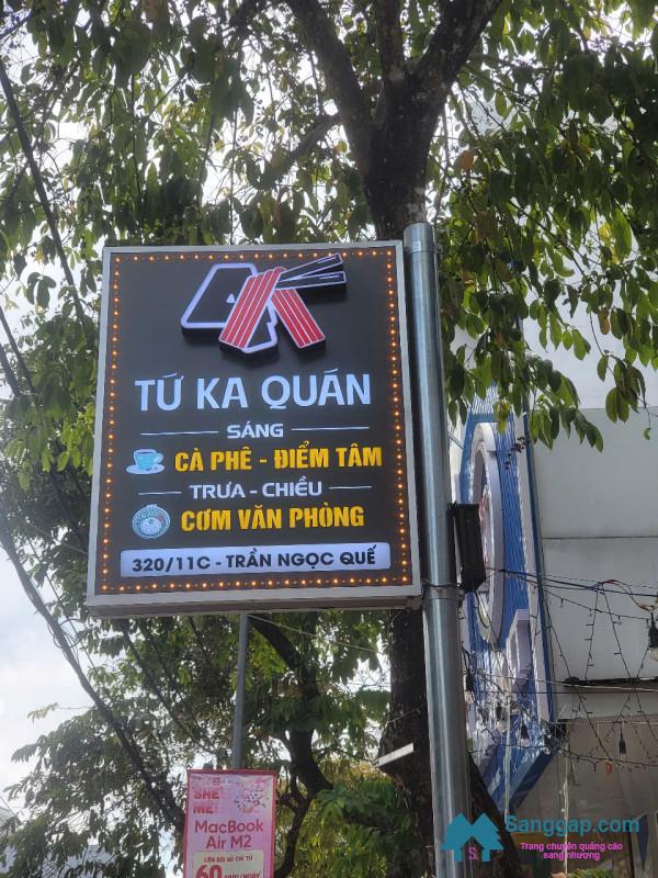 Sang nhà hàng