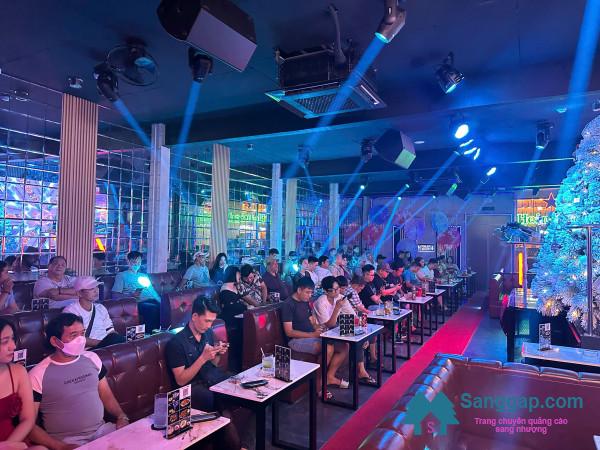 Sang Nhượng Quán Cafe Bar Ở Trung Tâm Quận 10