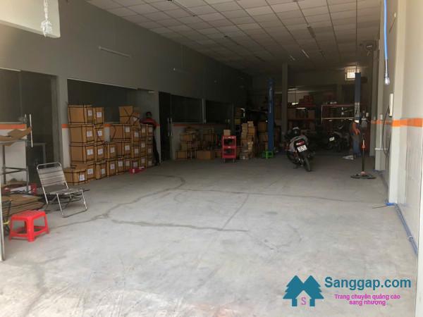 Sang Nhượng Garage Ô Tô Ở Quận 12