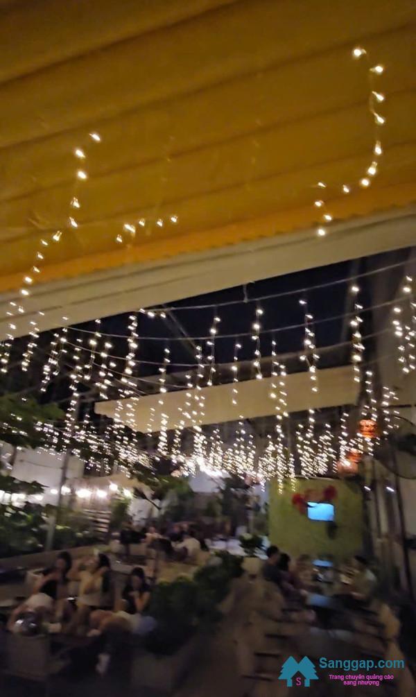 Sang quán cafe