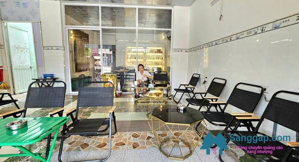 Sang quán cafe