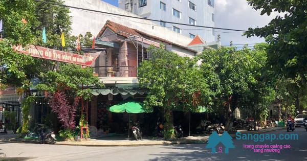Sang quán cafe