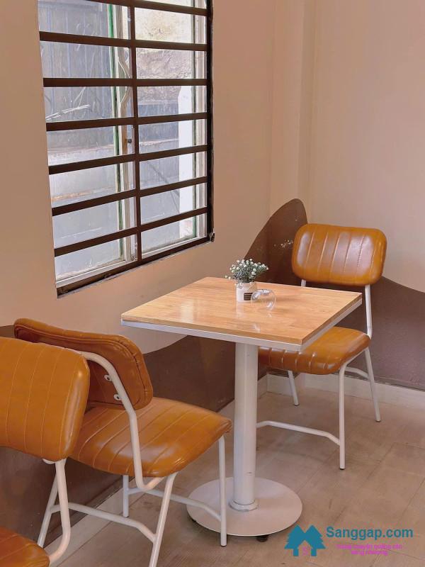 Sang quán cafe