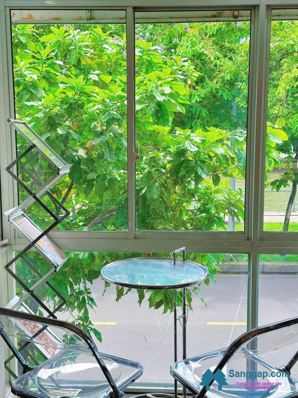Sang quán cafe