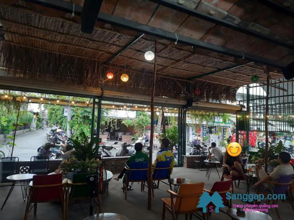 Sang quán cafe