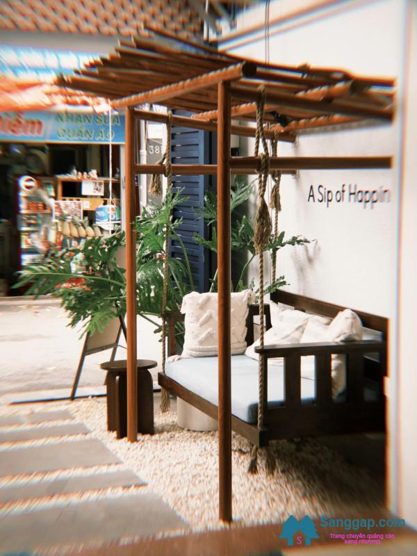 Sang quán cafe