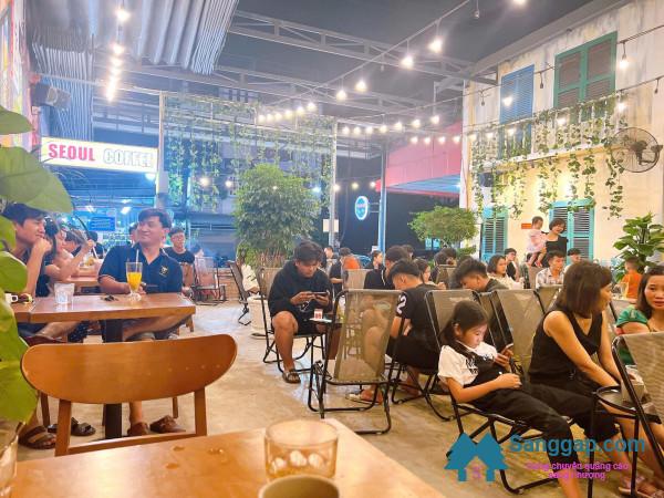 Sang quán cafe