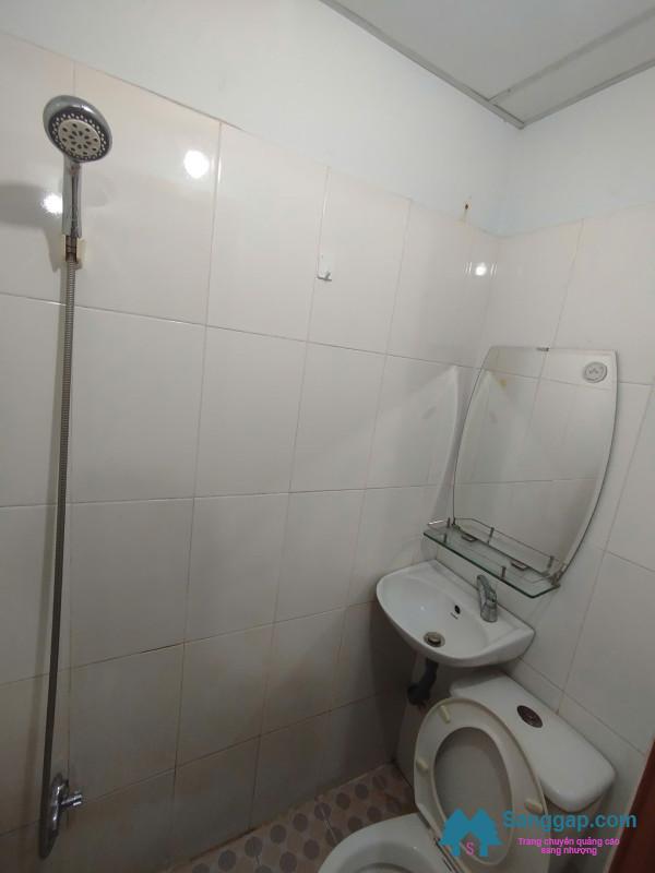 Sang nhà trọ