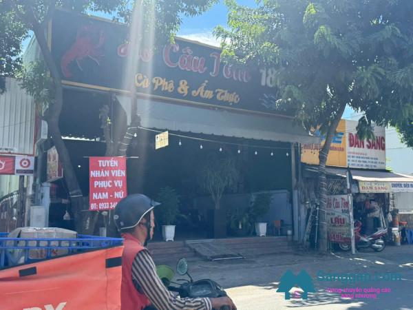 Sang quán cafe