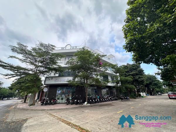 Sang quán cafe