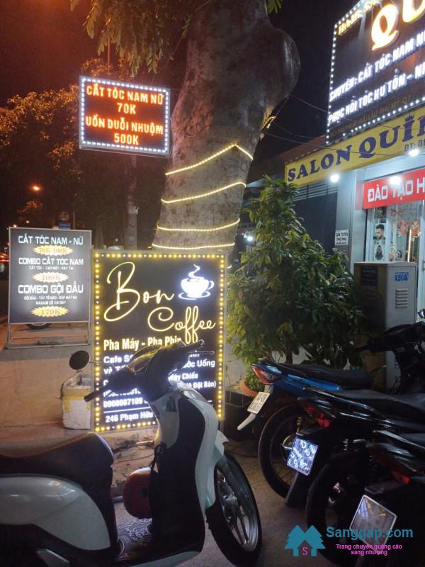 Sang quán cafe