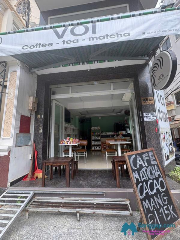 Sang quán cafe