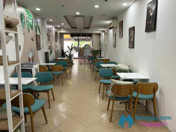 Sang quán cafe