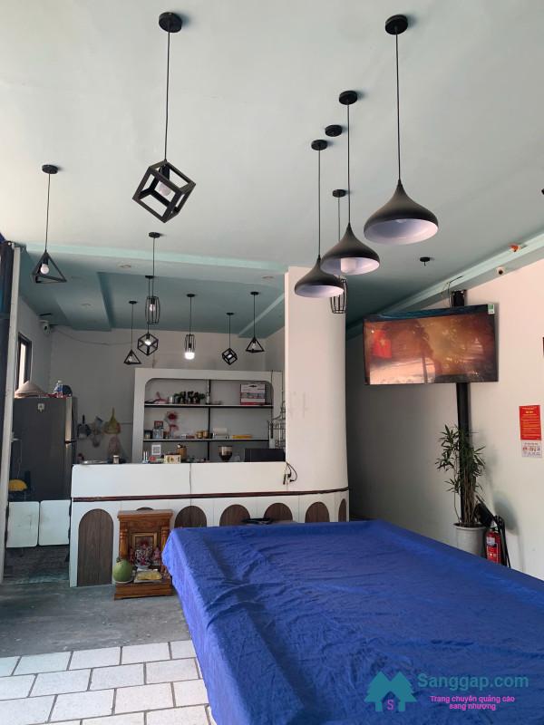 Sang quán cafe