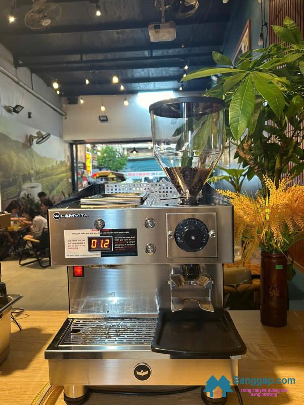 Sang quán cafe