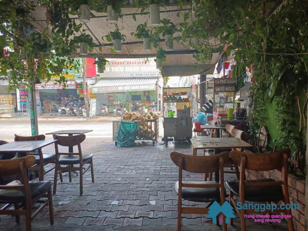 Sang quán cafe