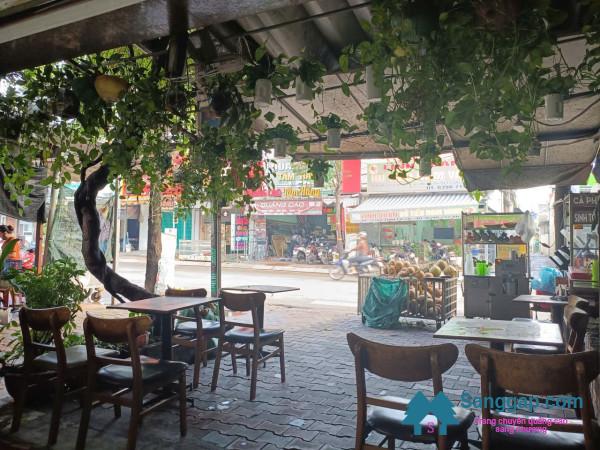 Sang quán cafe