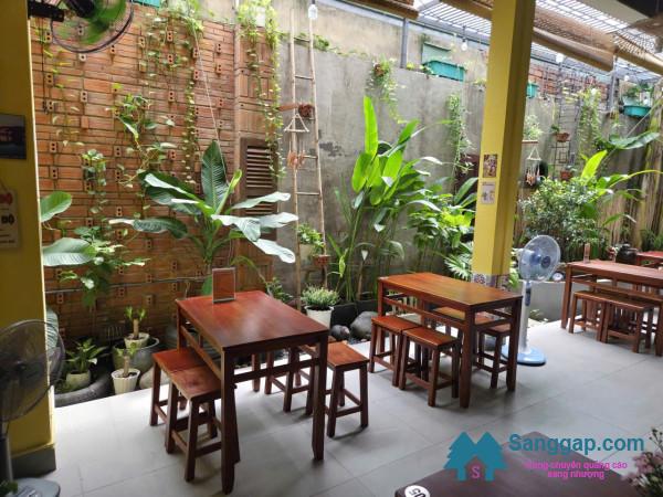 Sang quán cafe