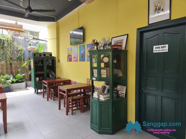 Sang quán cafe