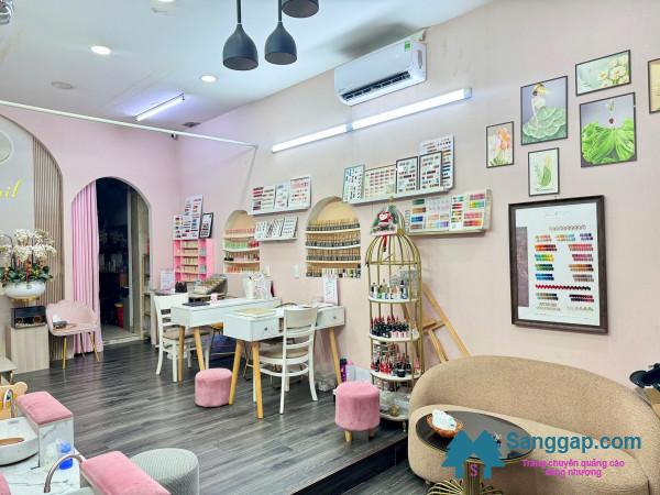 Sang tiệm tóc - nail