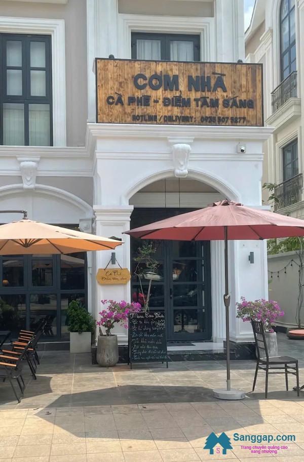 Sang Nhượng Quán Cơm Văn Phòng Ở Vinhomes Grand Park Quận 9