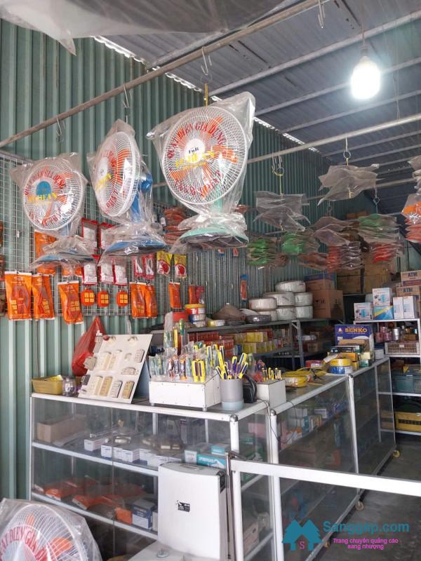 Sang nhượng CHVLXD