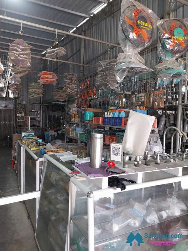 Sang nhượng CHVLXD