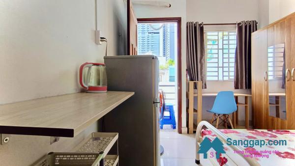 Sang Nhượng Căn Hộ Dịch Vụ Nguyên Căn 1 Trệt 4 Lầu Thang Bộ Ngay Trung Tâm Quận 1