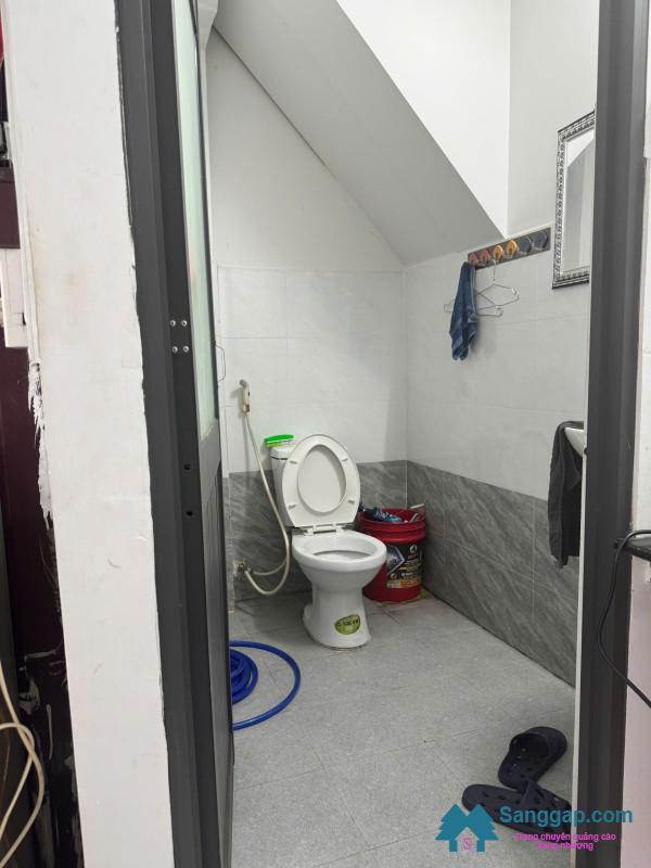 Sang nhượng cửa hàng