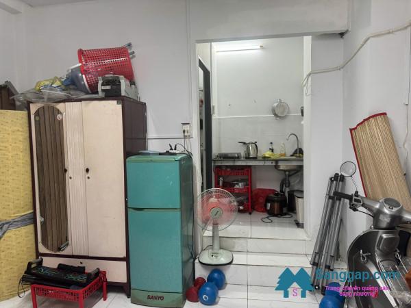 Sang nhượng cửa hàng