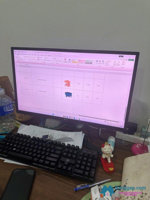 Sang cửa hàng thú nuôi