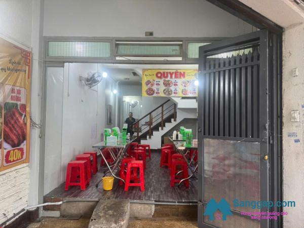 Sang quán cơm