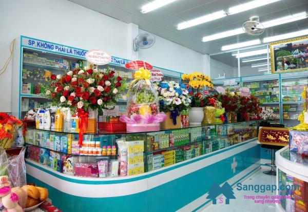 Sang nhà thuốc tây