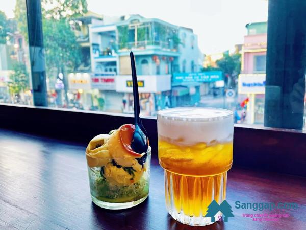 Sang quán cafe