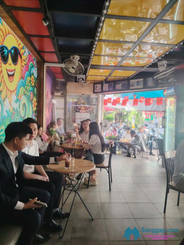 Sang quán cafe
