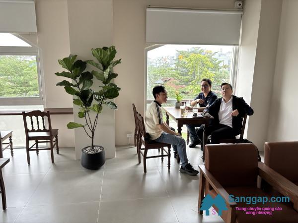 Sang quán cafe