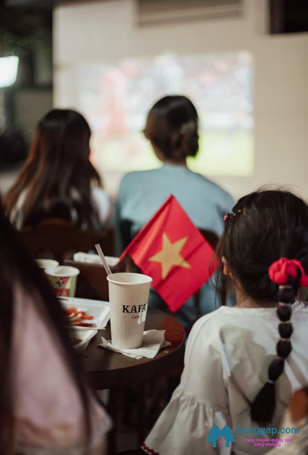 Sang quán cafe