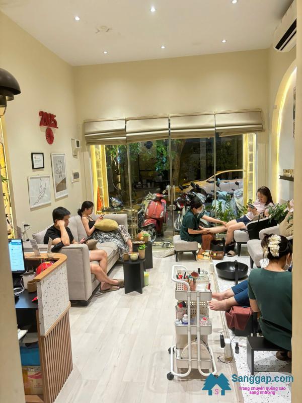 Sang nhượng spa