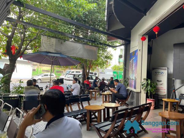 Sang quán cafe