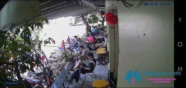 Sang quán cafe