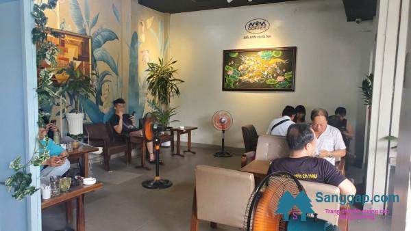 Sang quán cafe