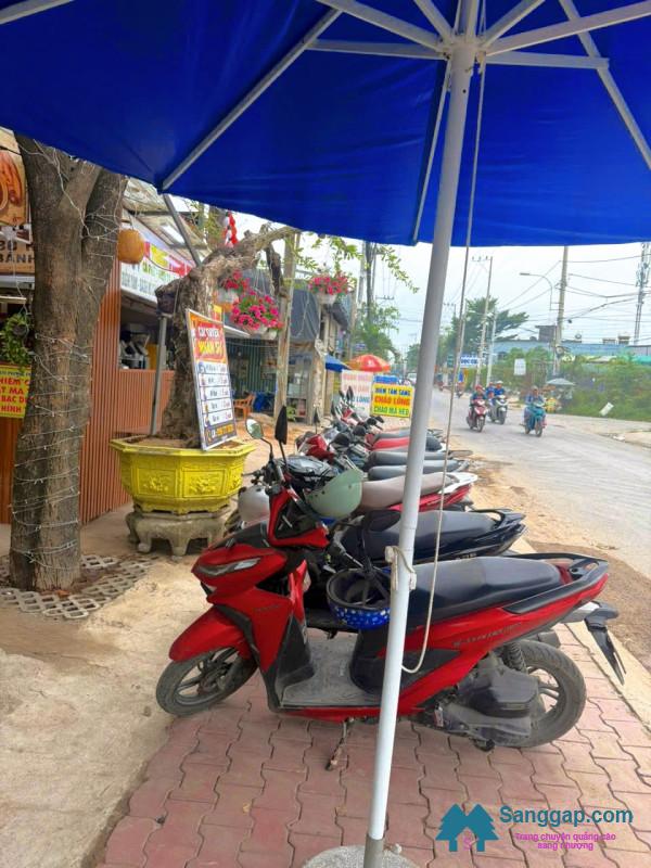 Sang quán cafe